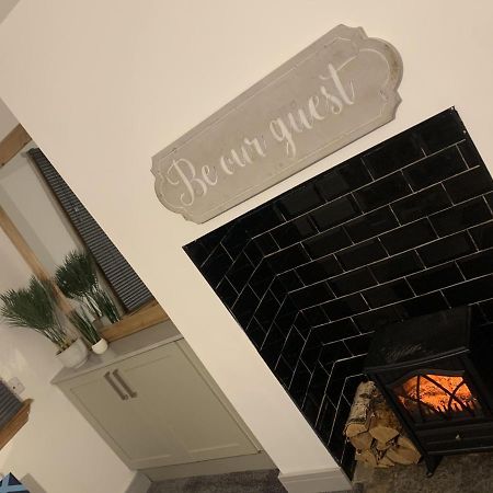 Cosy Cottage In Redcar - Workstays Uk Wilton  Buitenkant foto