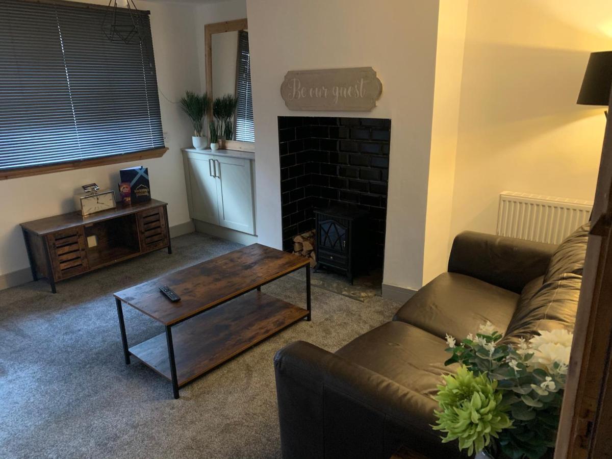 Cosy Cottage In Redcar - Workstays Uk Wilton  Buitenkant foto