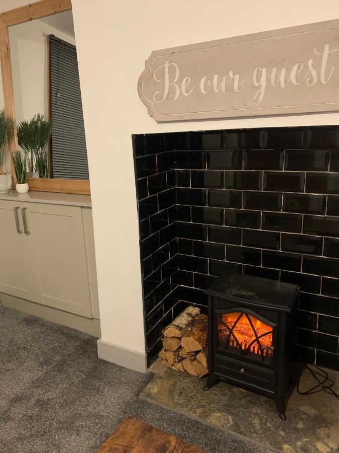 Cosy Cottage In Redcar - Workstays Uk Wilton  Buitenkant foto